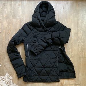 Lululemon Puffer Pullover Size 2